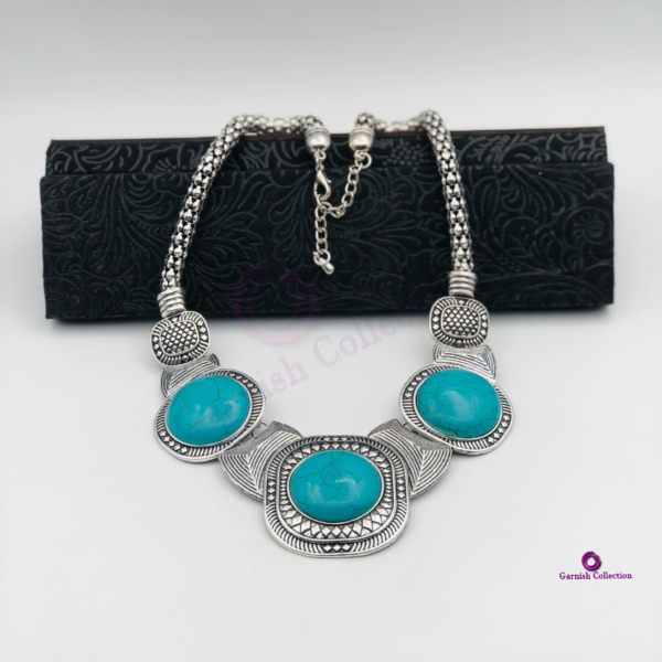 Vintage Synthetic Turquoise Necklace