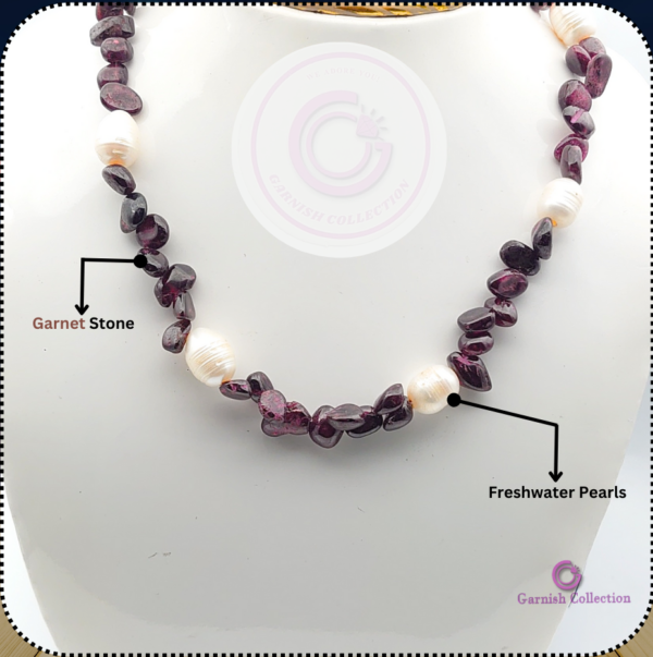 Garnet Stone & Pearls Necklace